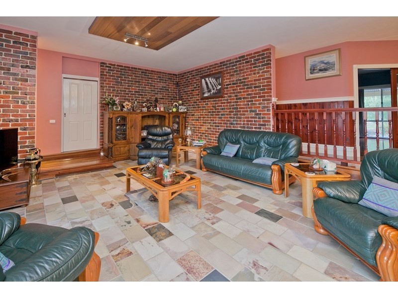 10 Hillcrest Drive, Langwarrin VIC 3910