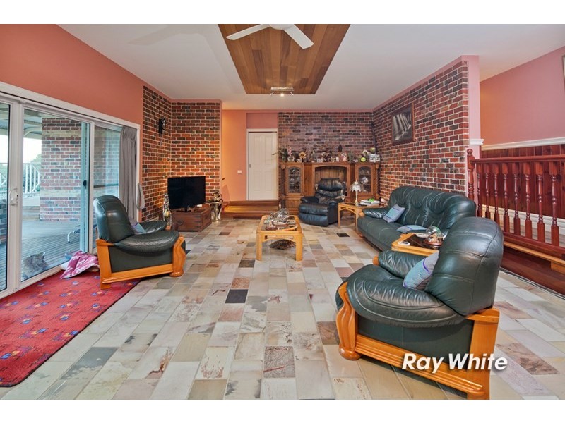 10 Hillcrest Drive, Langwarrin VIC 3910