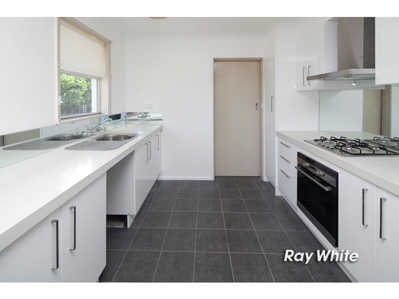 5 Mulberry Crescent, Frankston North VIC 3200