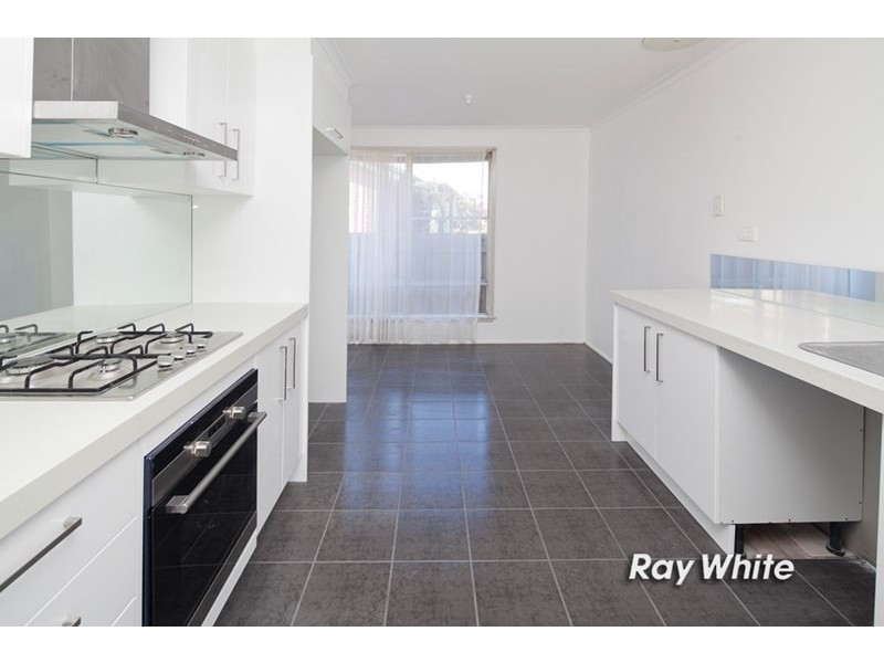 5 Mulberry Crescent, Frankston North VIC 3200