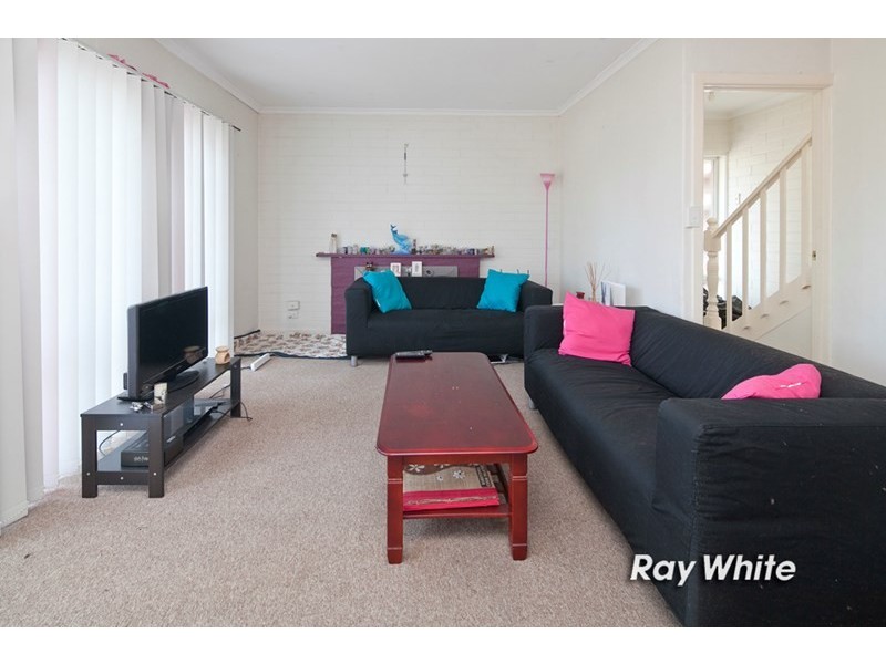 8 Karri Court, Frankston North VIC 3200