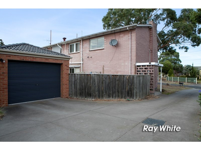 8 Karri Court, Frankston North VIC 3200