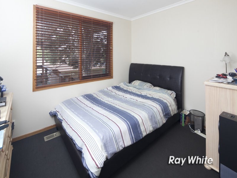 8 Richard Drive, Langwarrin VIC 3910