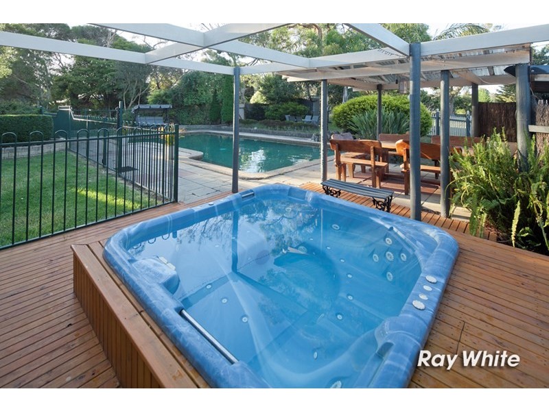 11 Vista Court, Somerville VIC 3912