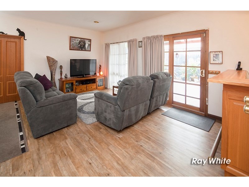 18 Granite Drive, Langwarrin VIC 3910