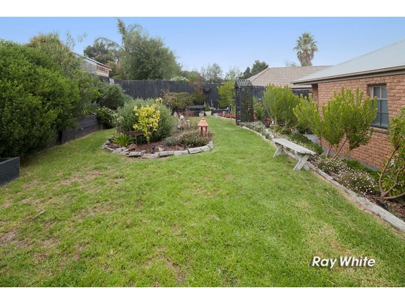 18 Granite Drive, Langwarrin VIC 3910