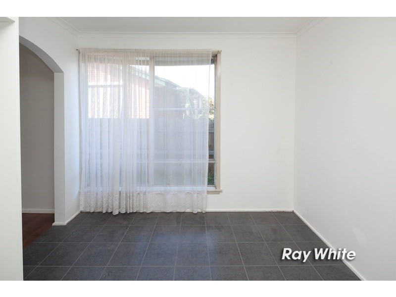 5 Mulberry Crescent, Frankston North VIC 3200