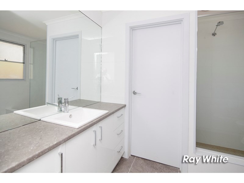 52a Rosemary Crescent, Frankston North VIC 3200