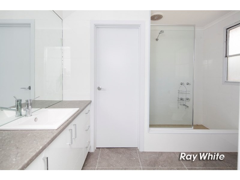 52a Rosemary Crescent, Frankston North VIC 3200