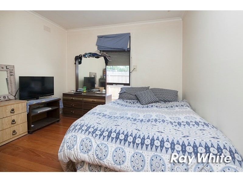 12 Sussex Crescent, Seaford VIC 3198