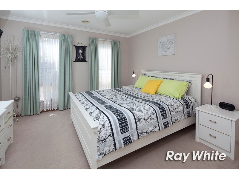 19 One Chain Road, Somerville VIC 3912