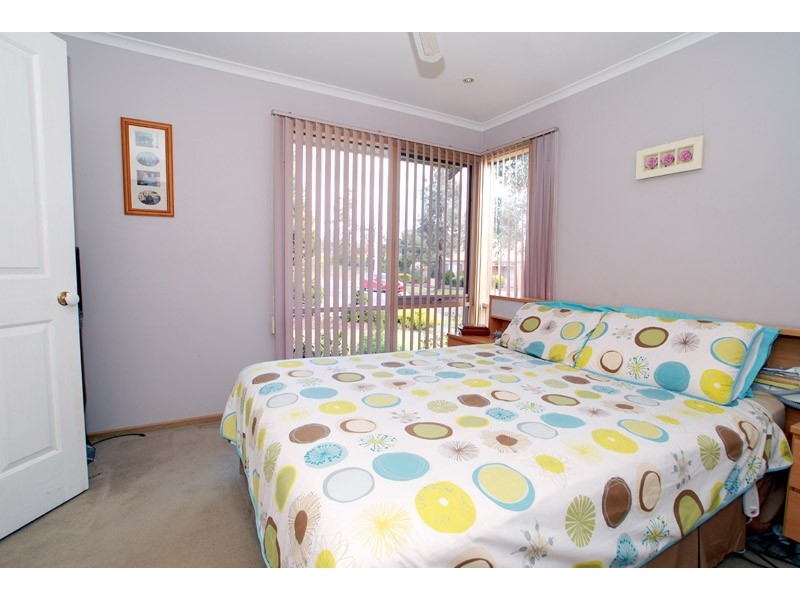 4 Lexton Drive, Langwarrin VIC 3910