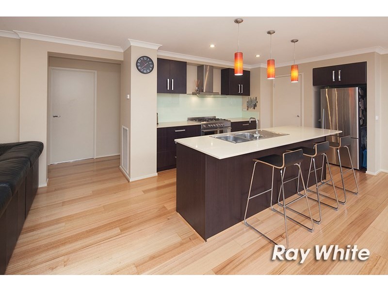 26 Pipetrack Circuit, Cranbourne East VIC 3977