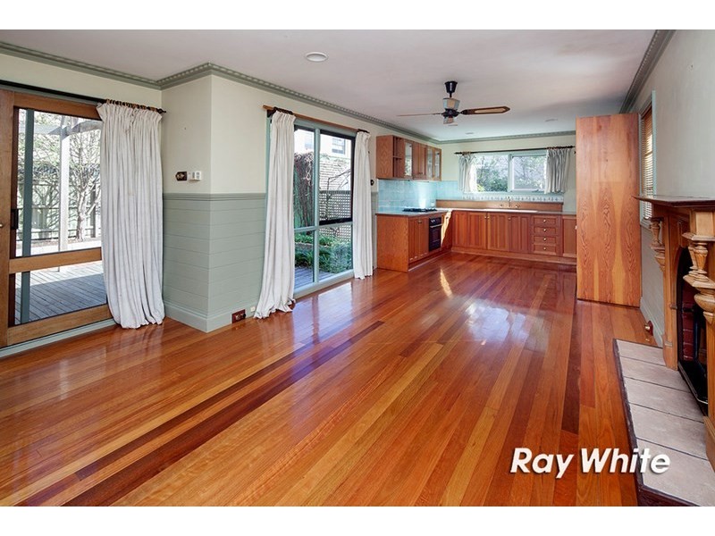 22 Surrey Street, Mornington VIC 3931