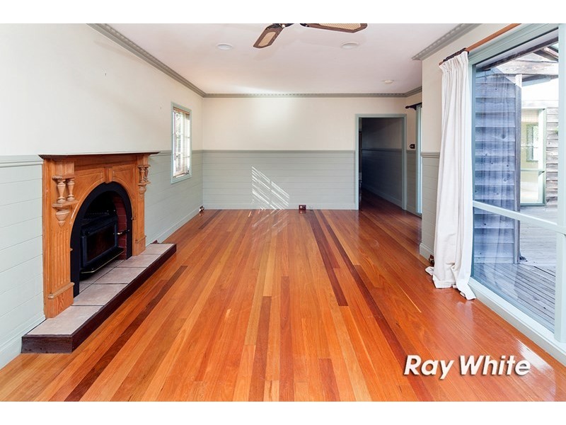 22 Surrey Street, Mornington VIC 3931