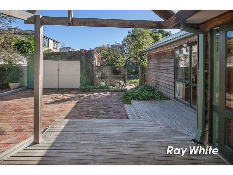 22 Surrey Street, Mornington VIC 3931