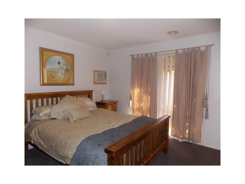 9 Trentham Way, Langwarrin VIC 3910