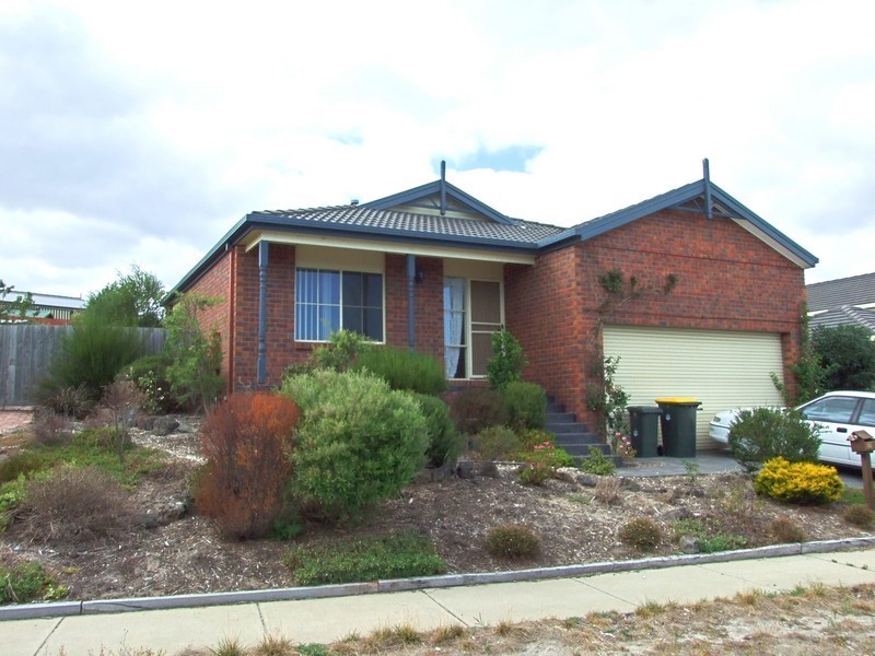 50 Lexton Drive, Langwarrin VIC 3910