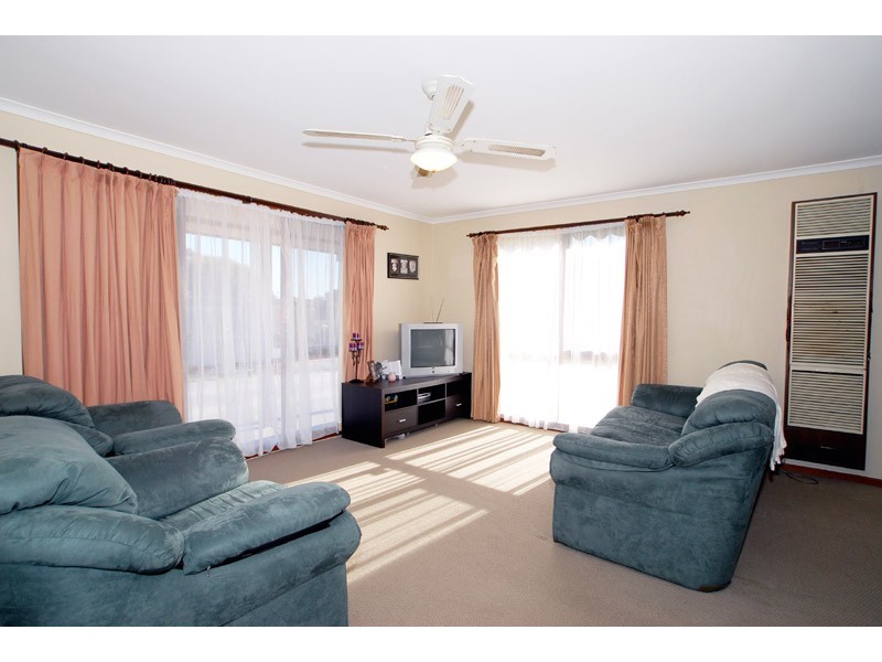 14 Jacaranda Drive, Baxter VIC 3911