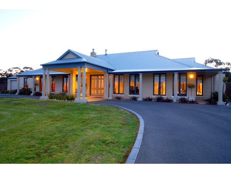 94-96 Lakes Boulevard, Pearcedale VIC 3912