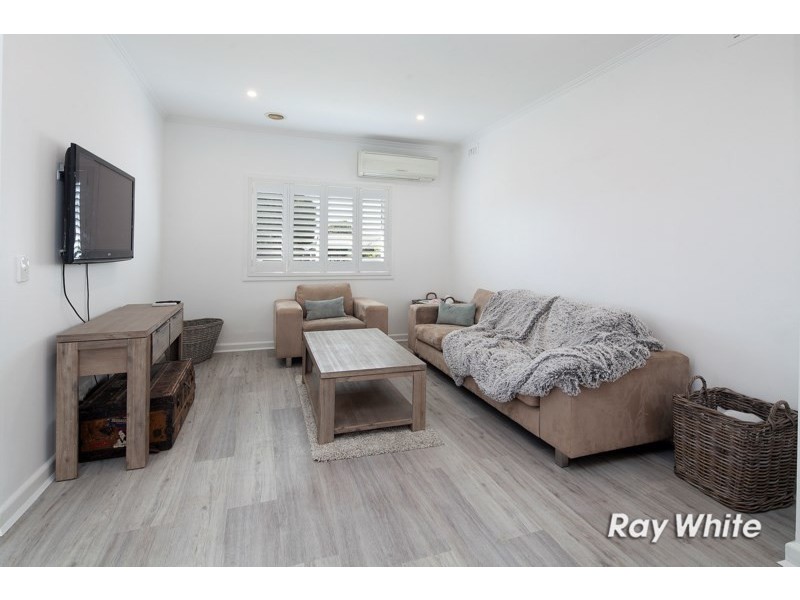 12 Summit Road, Frankston VIC 3199