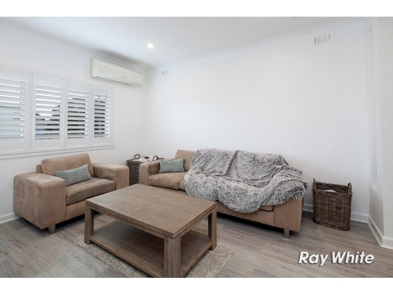 12 Summit Road, Frankston VIC 3199