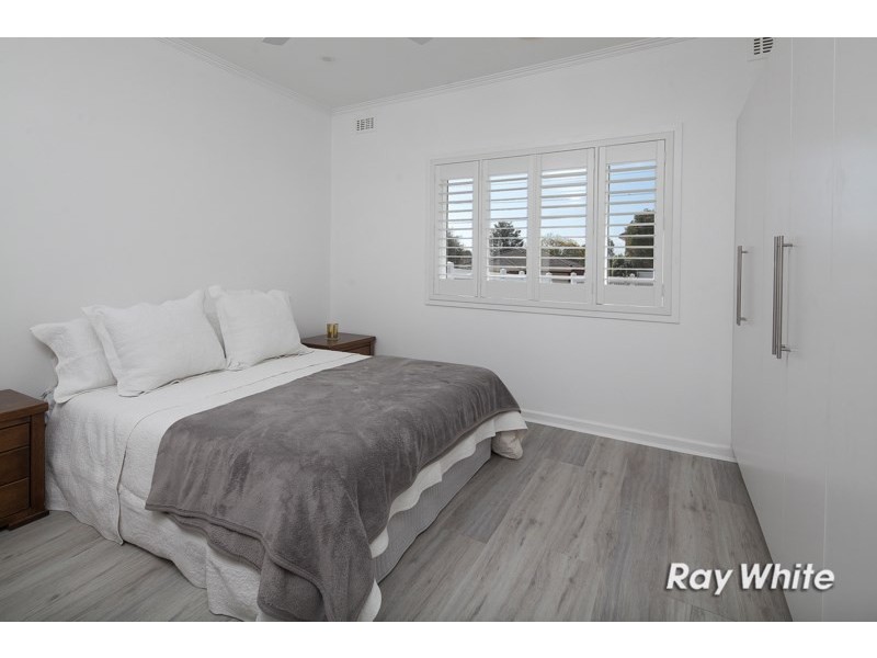 12 Summit Road, Frankston VIC 3199