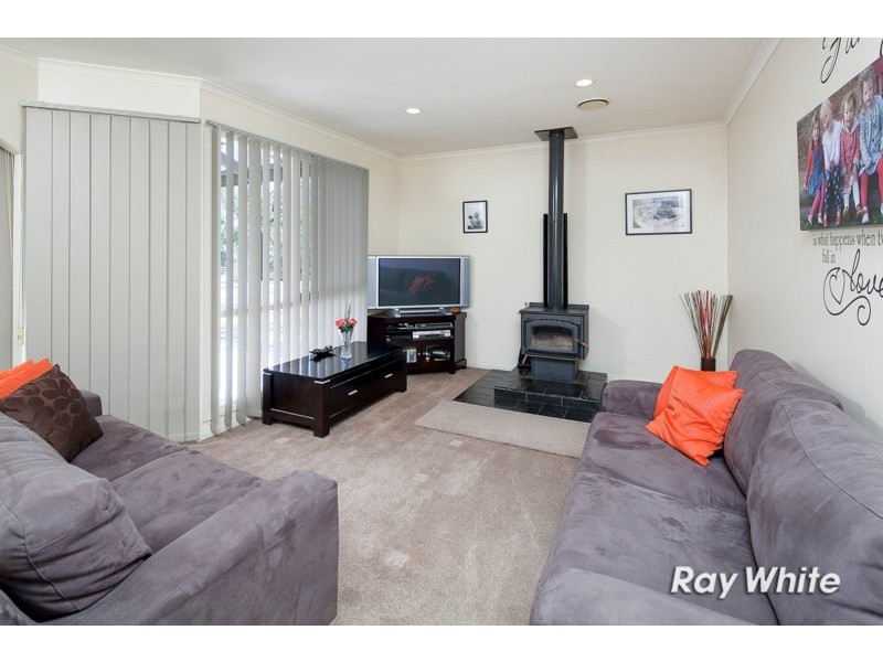 24 Stephens Place, Somerville VIC 3912