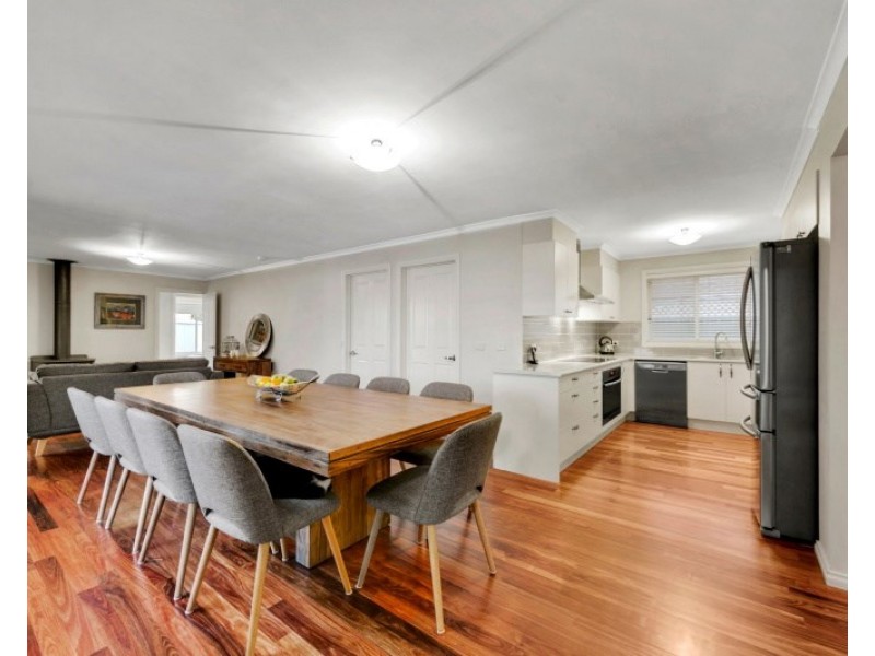 34 Francis Crescent, Langwarrin VIC 3910