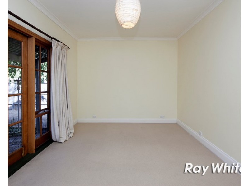 22 Surrey Street, Mornington VIC 3931