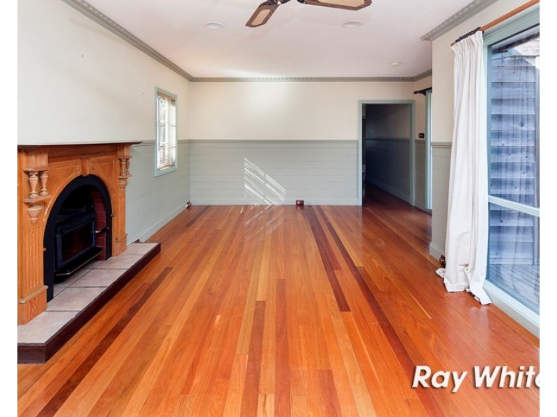 22 Surrey Street, Mornington VIC 3931