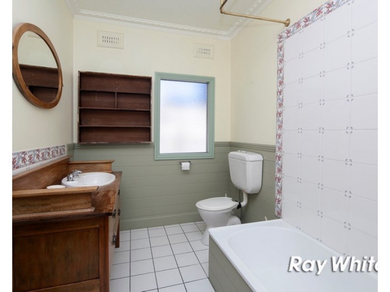 22 Surrey Street, Mornington VIC 3931