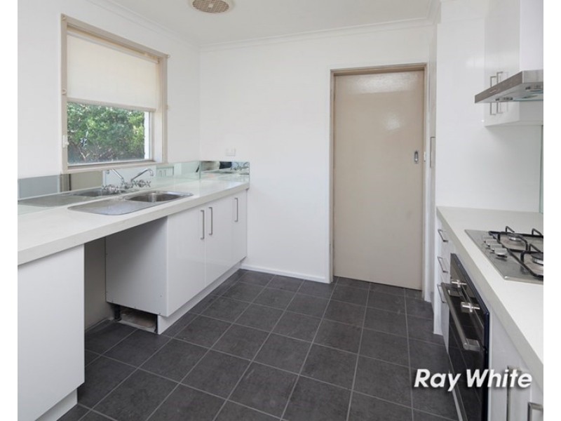 5 Mulberry Crescent, Frankston North VIC 3200