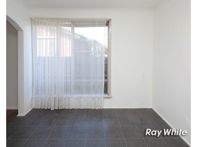 5 Mulberry Crescent, Frankston North VIC 3200
