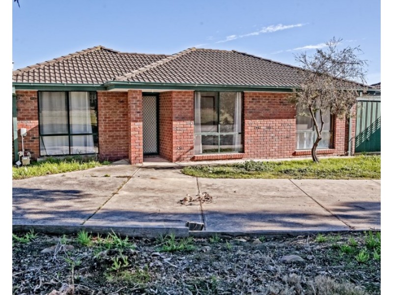 2/18 Monze Drive, Langwarrin VIC 3910