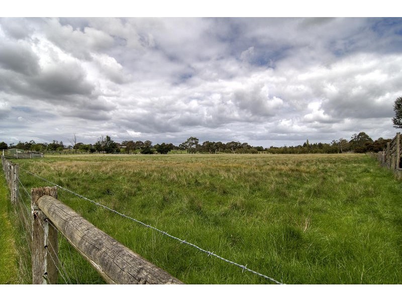 50 Mt Grandview Road, Pearcedale VIC 3912