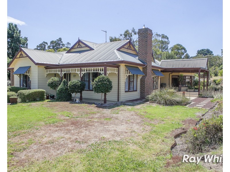 660 Robinsons Road, Langwarrin South VIC 3911