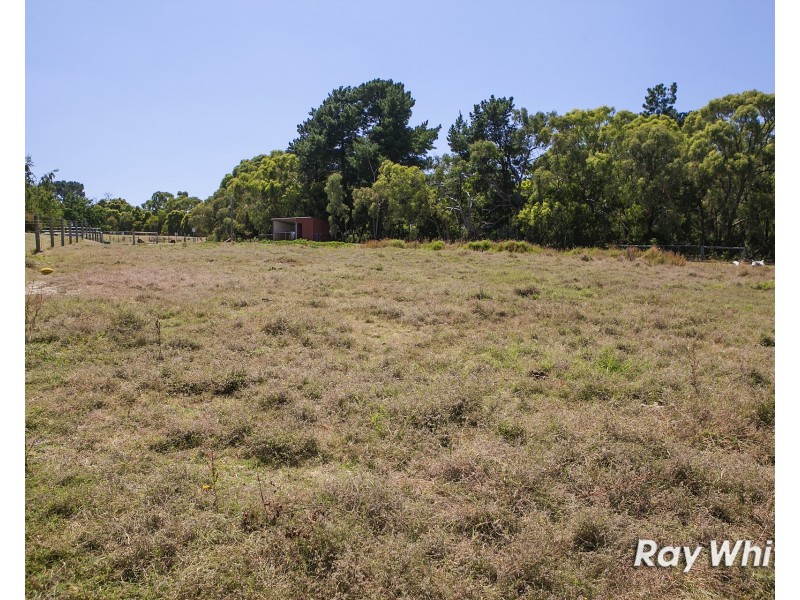 660 Robinsons Road, Langwarrin South VIC 3911