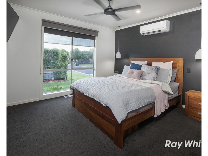 24 Norbert Place, Langwarrin VIC 3910