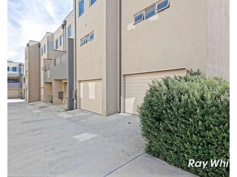 56 Annecy Lane, Pakenham VIC 3810