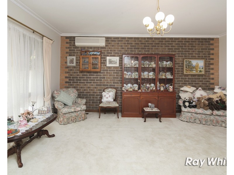 3 Cuneata Close, Langwarrin VIC 3910