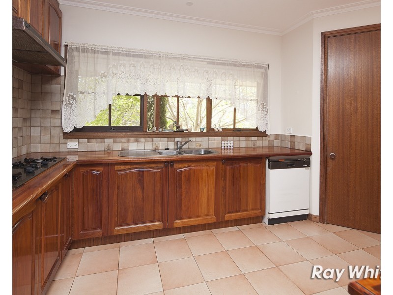 3 Cuneata Close, Langwarrin VIC 3910