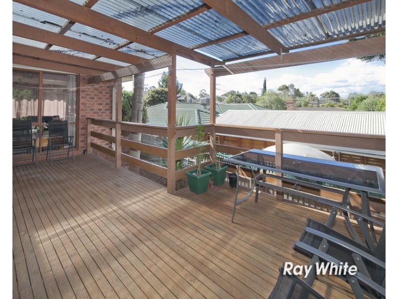 8 Richard Drive, Langwarrin VIC 3910