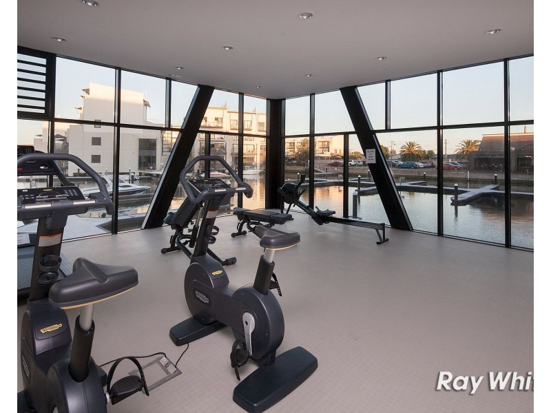 412/109 McLeod Road, Patterson Lakes VIC 3197