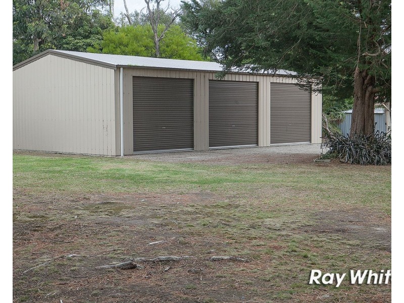 29 Grassmere Road, Langwarrin VIC 3910