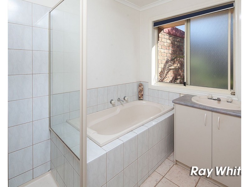 1/3 Glendale Close, Langwarrin VIC 3910