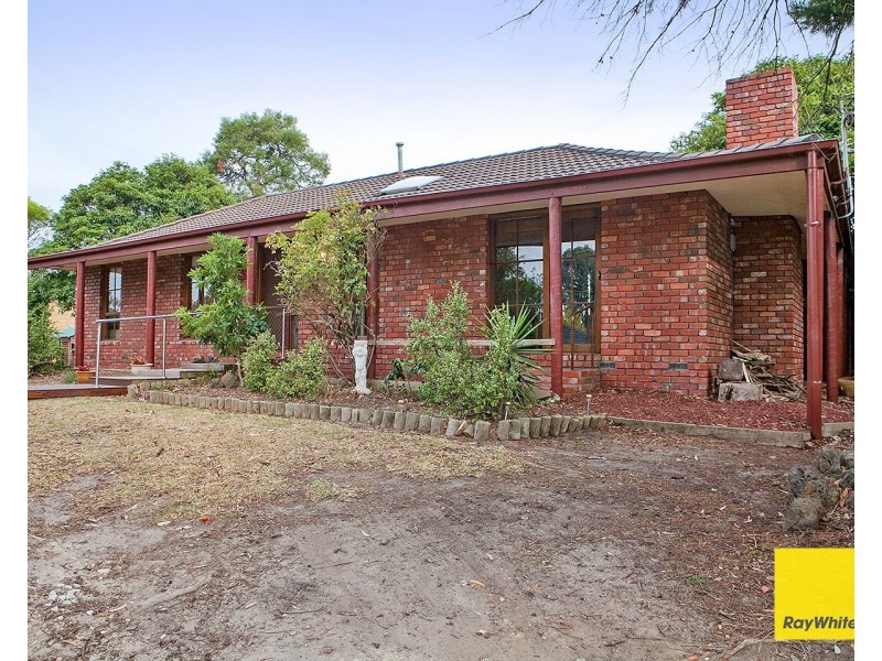 16 Elm Grove, Langwarrin VIC 3910