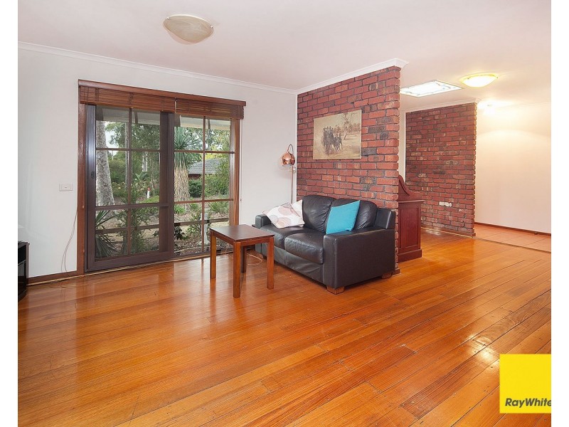 16 Elm Grove, Langwarrin VIC 3910