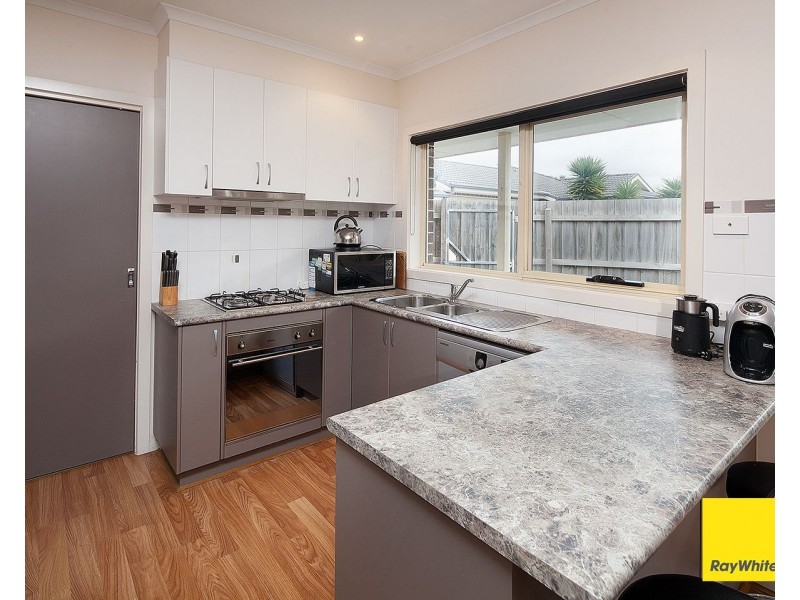 1/88 Granite Drive, Langwarrin VIC 3910