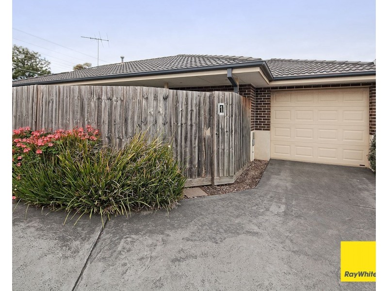 1/88 Granite Drive, Langwarrin VIC 3910